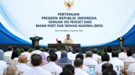 Momen Bersejarah! 150 Periset BRIN Pamerkan Inovasi Strategis di Istana, Prabowo: Sains Kunci Indonesia Emas 2045
(Foto: BPMI Setpres/ Muchlis Jr.
/investortrust/AI)