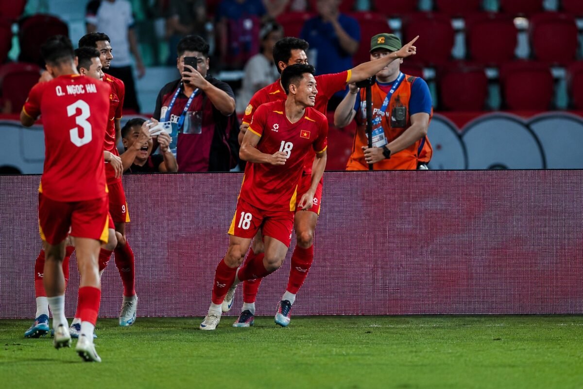 Final Piala AFF 2026 Leg pertama Vietnam Hancurkan Thailand 2-0, Trofi Piala AFF 2026 Makin Dekat
(Foto: sport.detik
/AI)