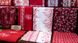 Batik Merah Putih Diburu Jelang 17 Agustus, Produksi Pengrajin Sungai Penuh Naik 50 Helai(Foto: Asep Sanjaya/rri/AI)