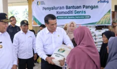 Penyaluran Bantuan Beras Disorot, Amran Turun Langsung ke Banggai