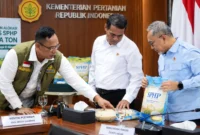 Hadapi El Nino, Pemerintah Tambah 1 Juta Ton Beras SPHP Mulai Oktober
(Foto: Dok. Kementan
/tekno.readers/AI)