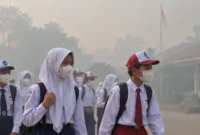 Kabut Asap Kembali Selimuti Kerinci, Ini Imbauan Disdik untuk Siswa 
(Foto: CNN Indonesia/ Sobar
/AI)