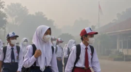 Kabut Asap Kembali Selimuti Kerinci, Ini Imbauan Disdik untuk Siswa 
(Foto: CNN Indonesia/ Sobar
/AI)